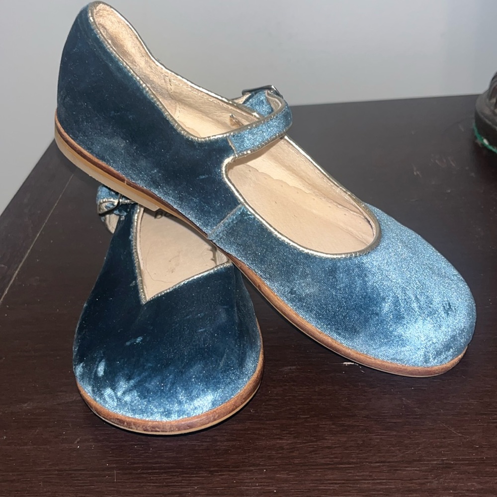 Girls- Mini Boden Blue Velvet Mary Jane Shoes Size 12.5 US